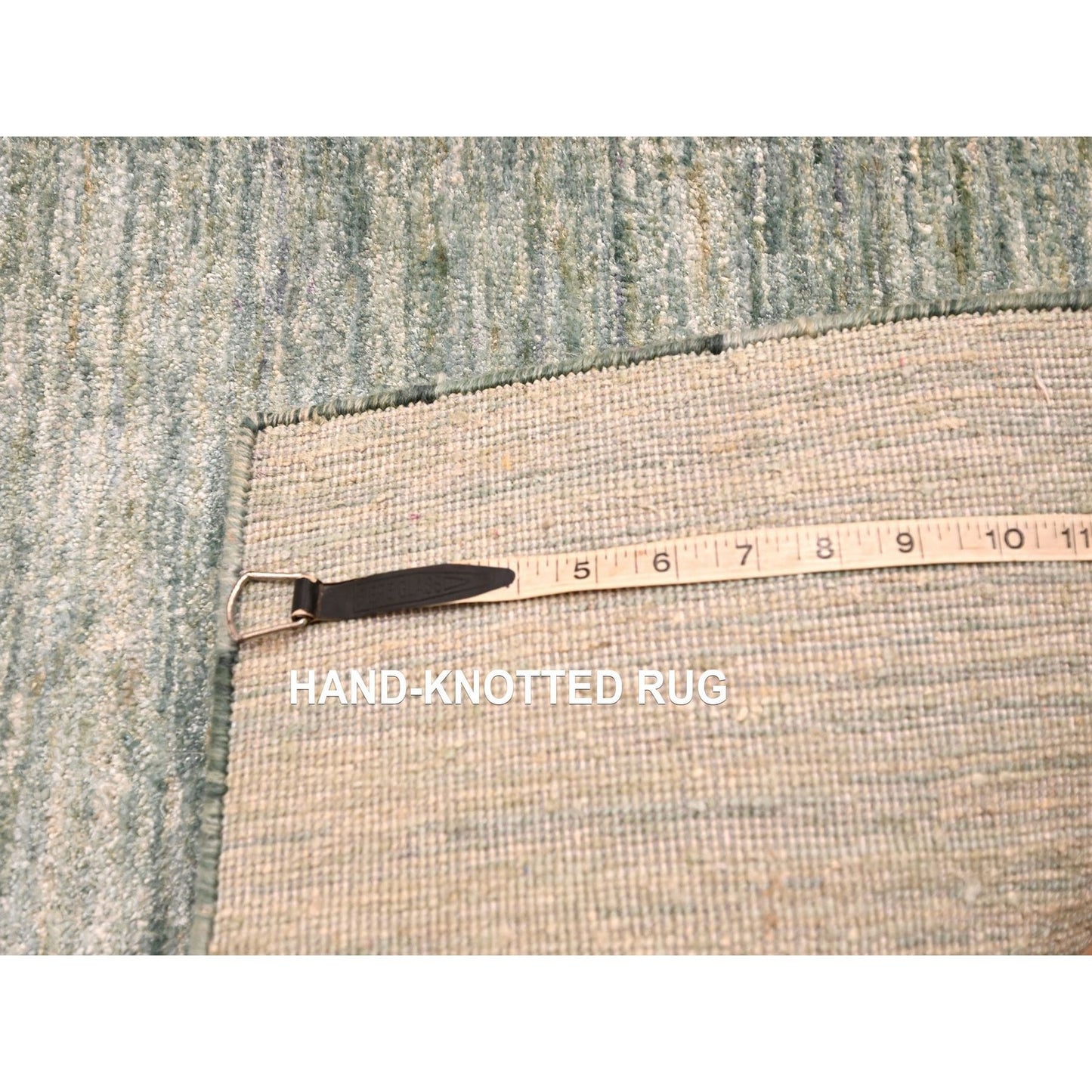 2'X3' Swamp Green Pure Sari Silk Hand Knotted Plain Solid Design Mat Rug