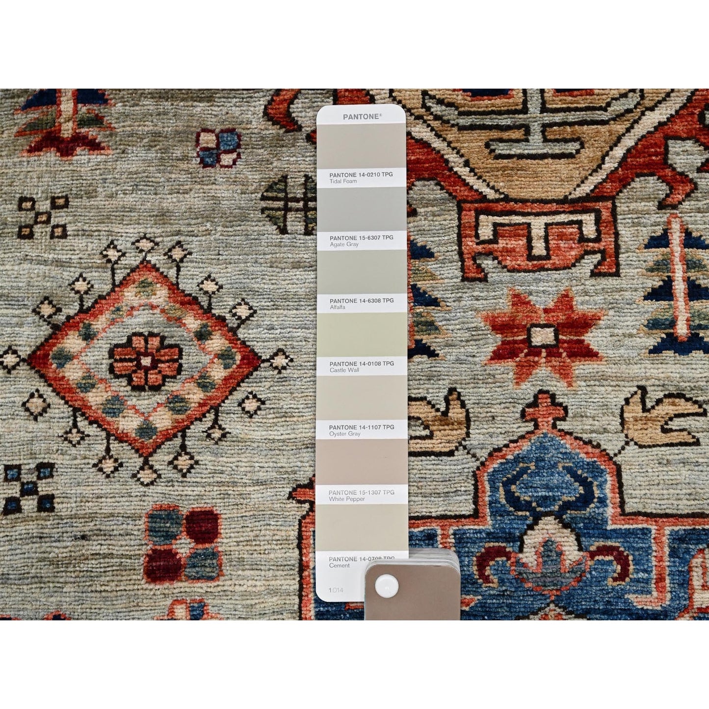 4'3"X13'1" Light Green Karjihooz Design Soft Wool Hand Knotted Runner Rug