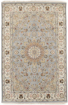 Handmade Extra Fine Indo-Nain Oriental Rug
