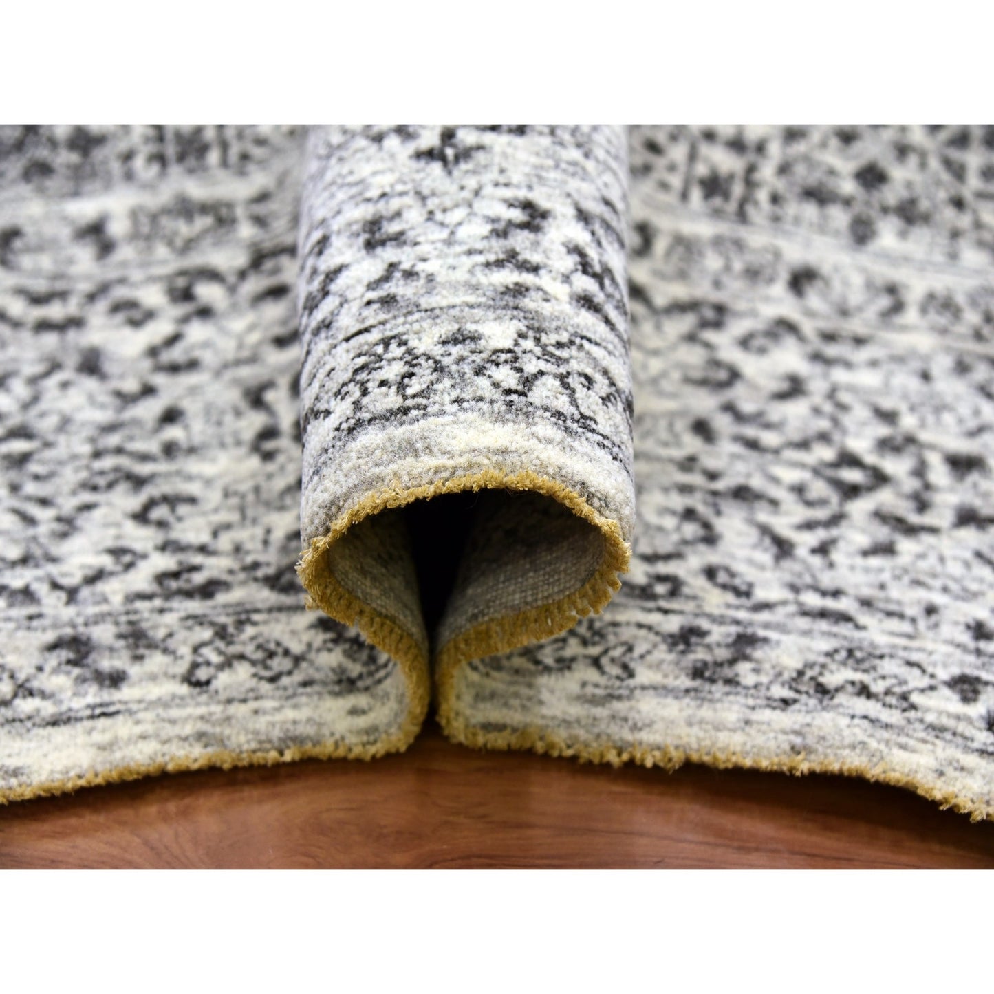 8'X9'10" White Undyed 100% Wool Hand Knotted Mamluk Dynasty Design Rug