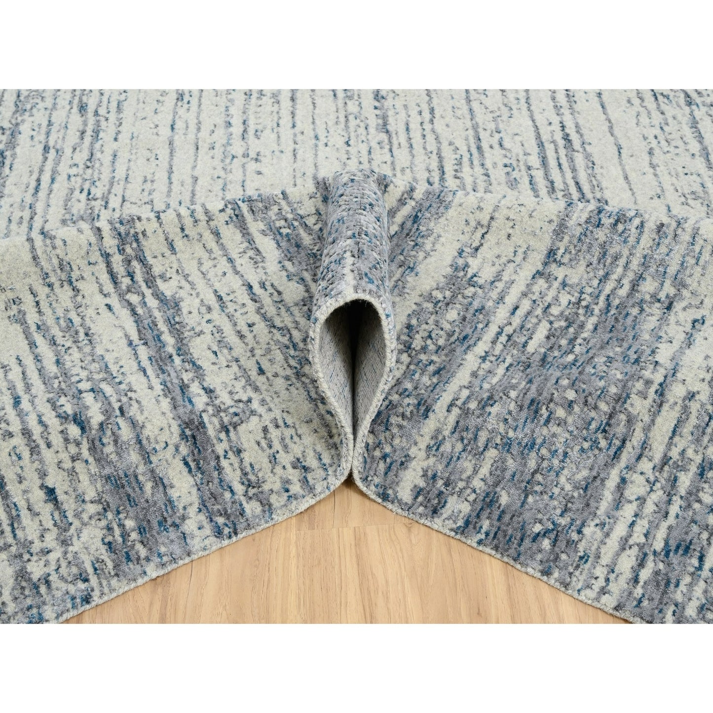 Light Gray Fine Jacquard Wool Silk Hand Loomed Oversized Rug 12'x18