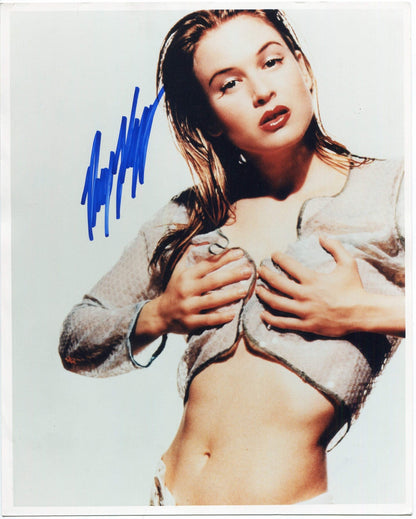 Renee Zellweger Autographed 8X10 Photo