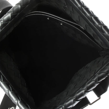 Bottega Veneta Classic Fold Over Messenger Bag Intrecciato Leather Large