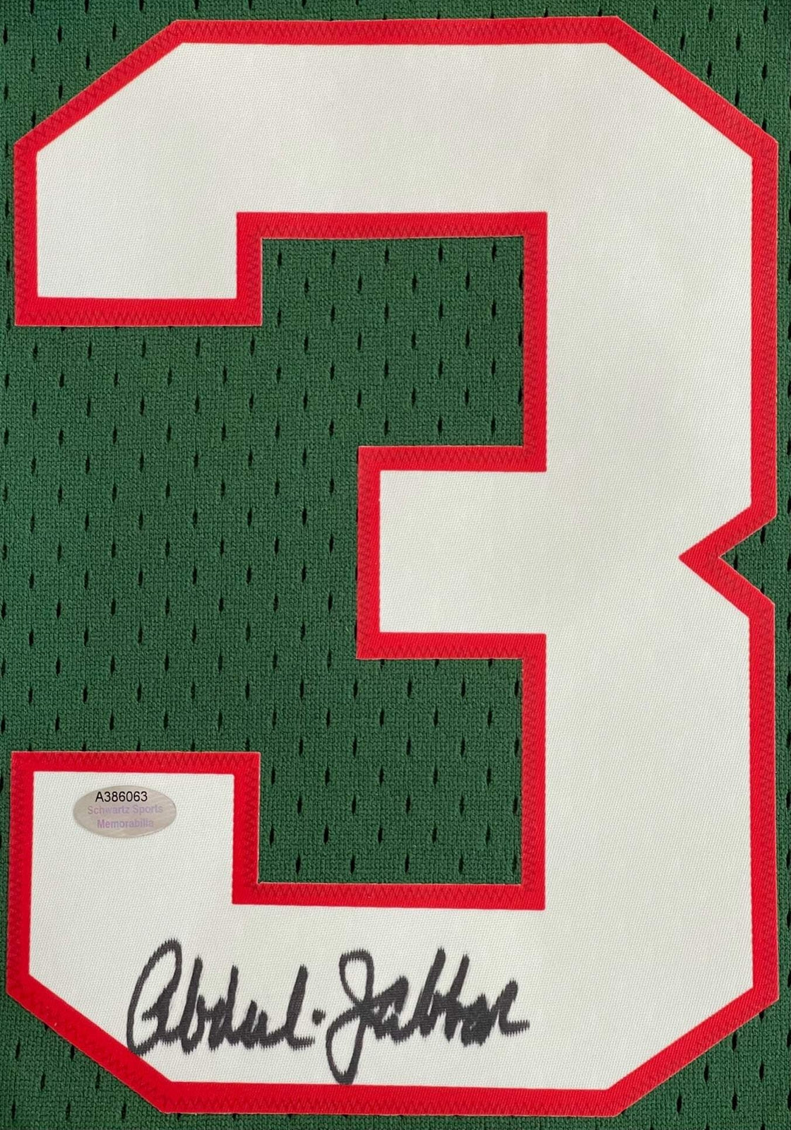 Abdul Jabbar Autographed Milwaukee Bucks Mitchell & Ness Jersey (Schwartz Sports