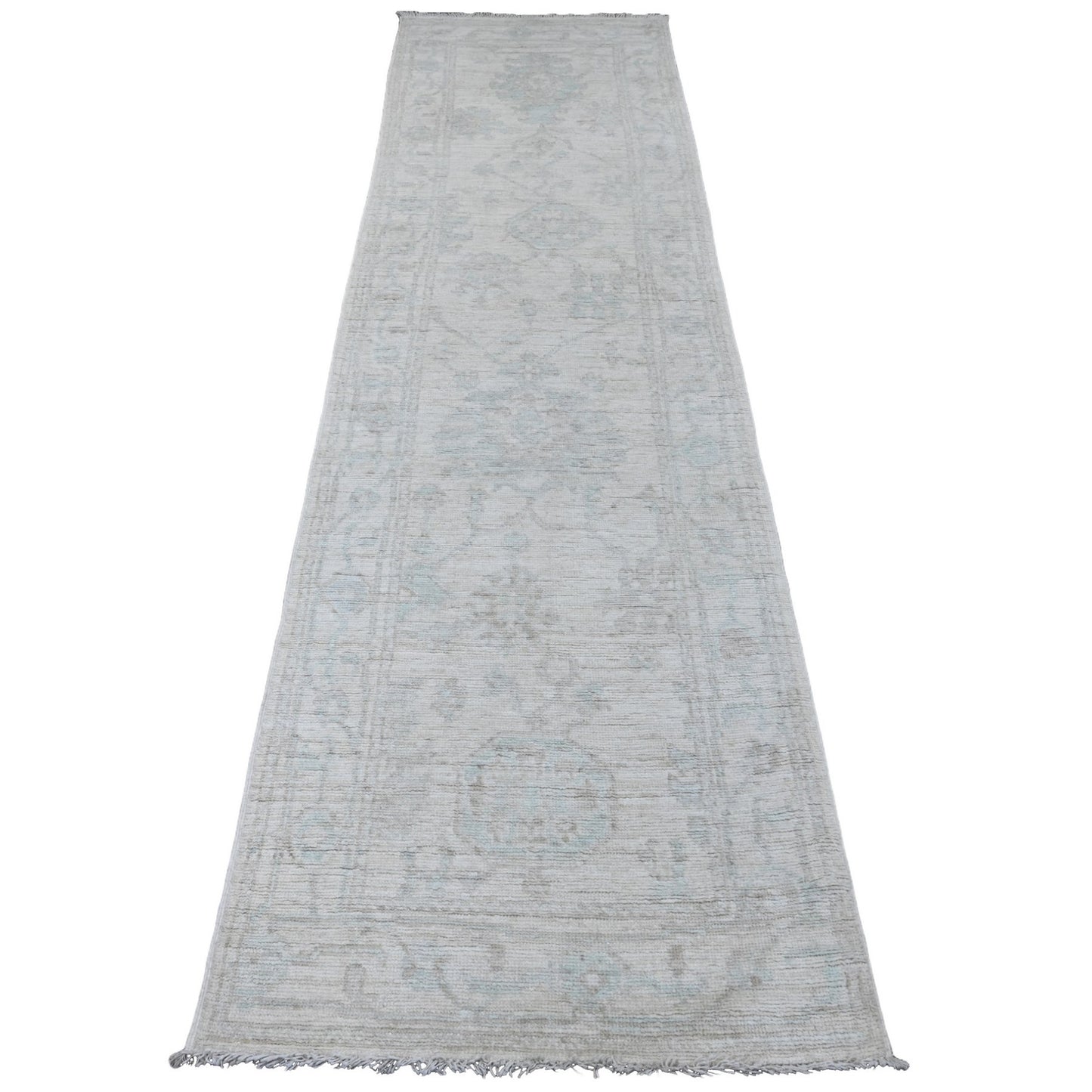 2'8"X9'8" White Hand Knotted Angora Oushak Leaf Design Wool Runner Rug