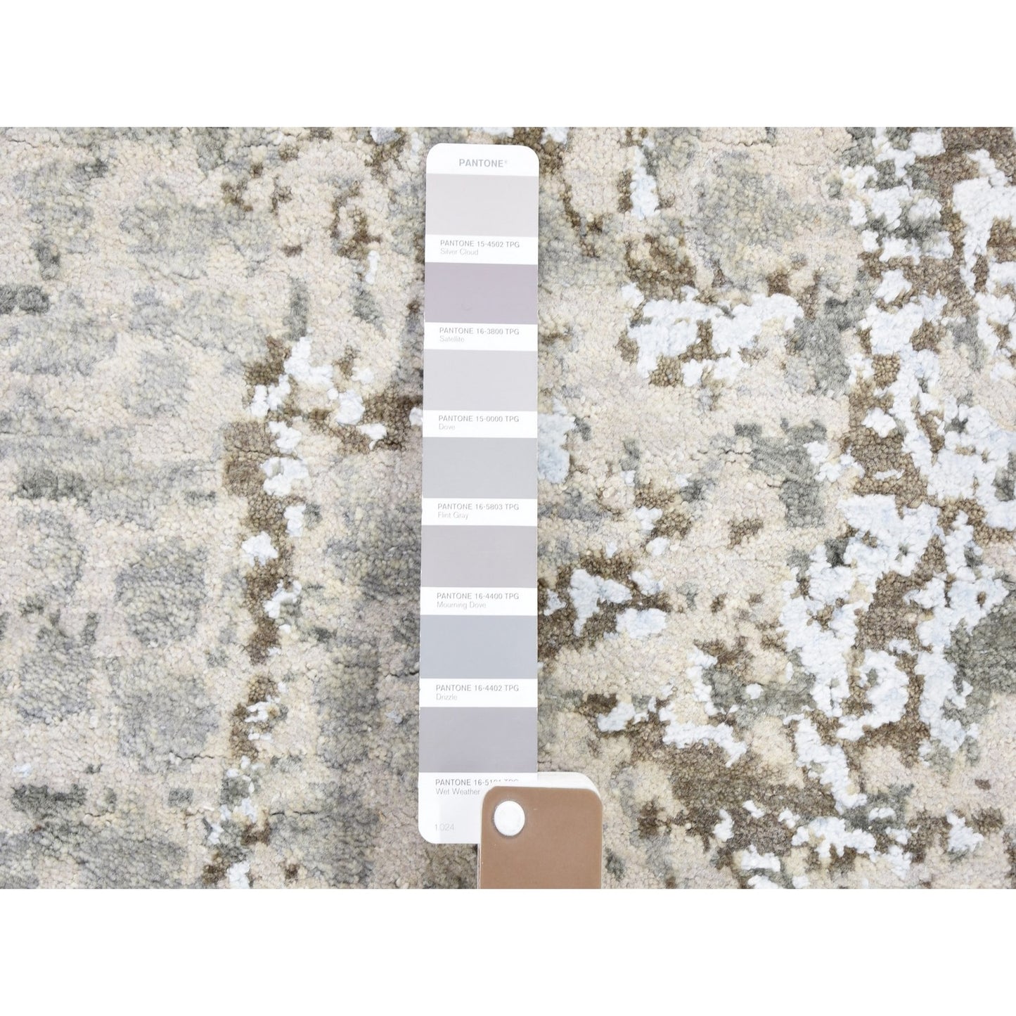 2'6"X12'1" Dense Weave Abstract Design Wool And Silk Hand Made Runner Rug