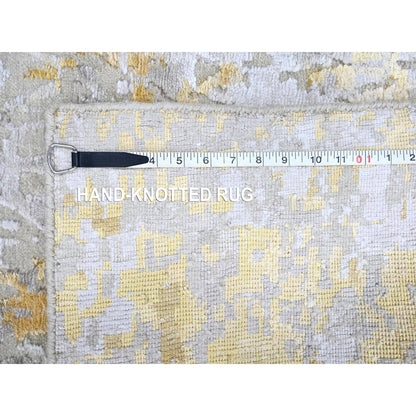 2'7"X7'10" Beige Abstract Design Wool And Silk Hand Knotted Runner Rug