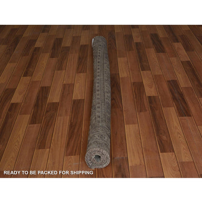 5'8"X8' Natural Colors Old And Worn Down Farsian Sheeraz Hand Knotted Rug