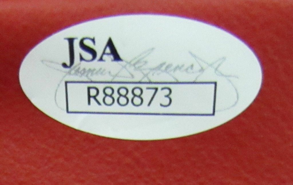 134516 Jeff Fenech Signed/ Autographed Everlast Boxing Glove JSA