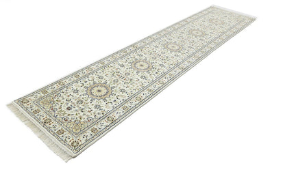 Indo-Nain Oriental Runner Rug Medallion Floral