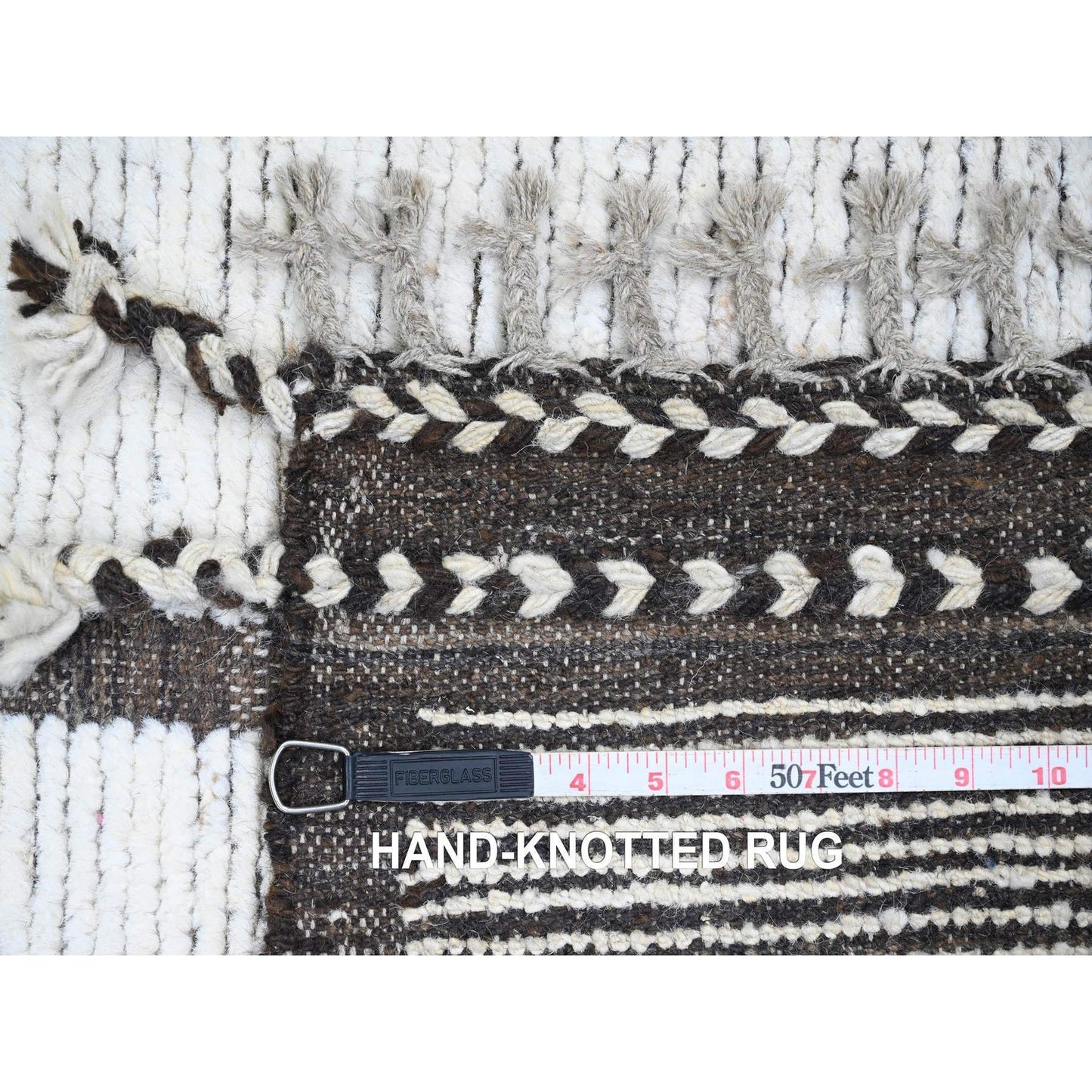 6'6"x9' White Moroccan Weave Geometric Pattern Soft Wool Hand Knotted Rug