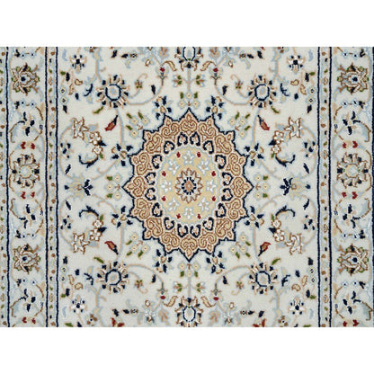 2'9"X26'2" Ivory 250 Kpsi Wool Hand Knotted Nain Xl Runner Rug