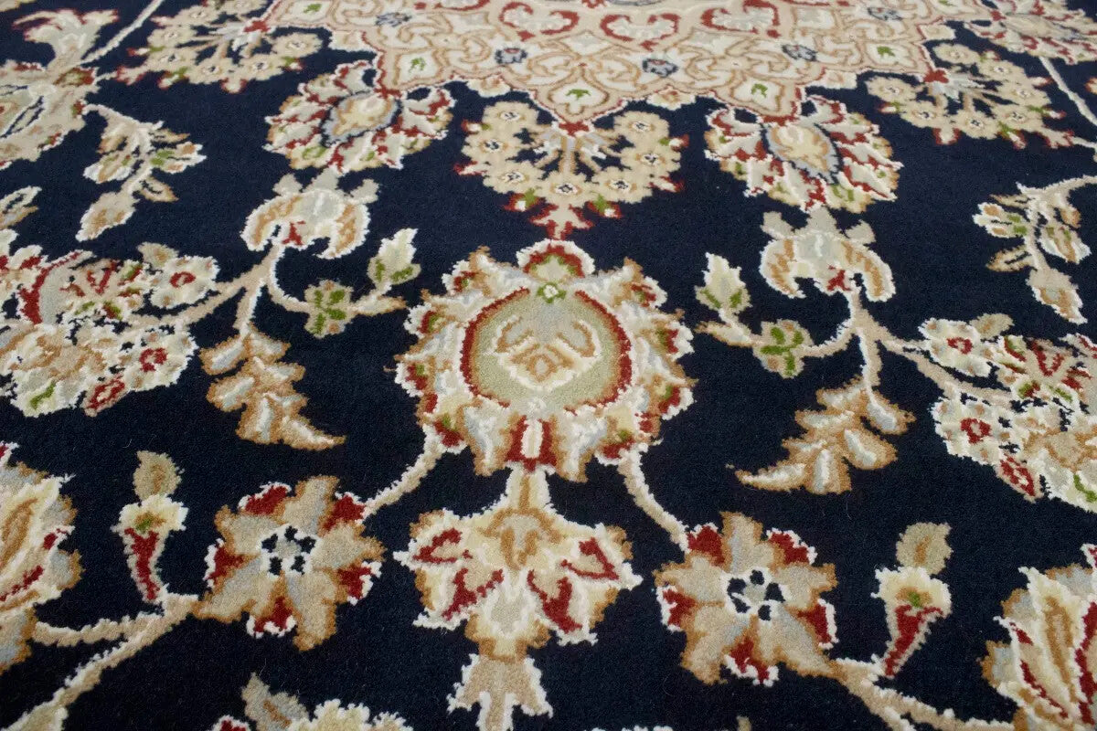 6X9 Ft Hand-Knotted Indo-Nain Oriental Rug Dark