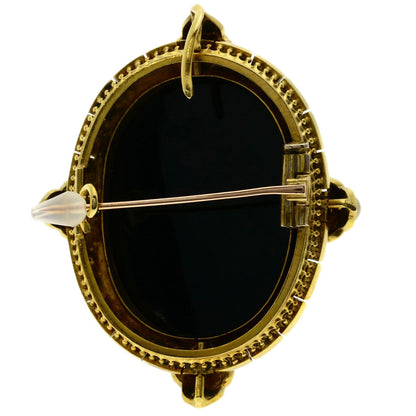 Cameo Pearl Pearl Brooch 18K  25.4G
