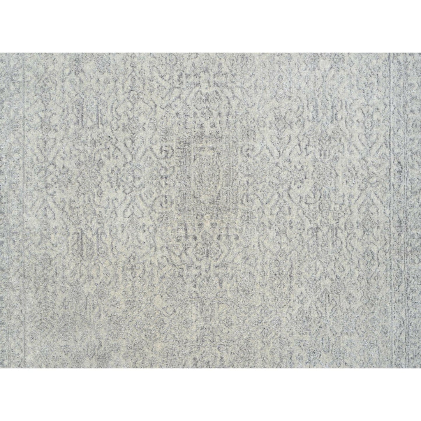 8'X10'1" Beige Hand Loomed Fine Jacquard Wool And Art Silk Oriental Rug