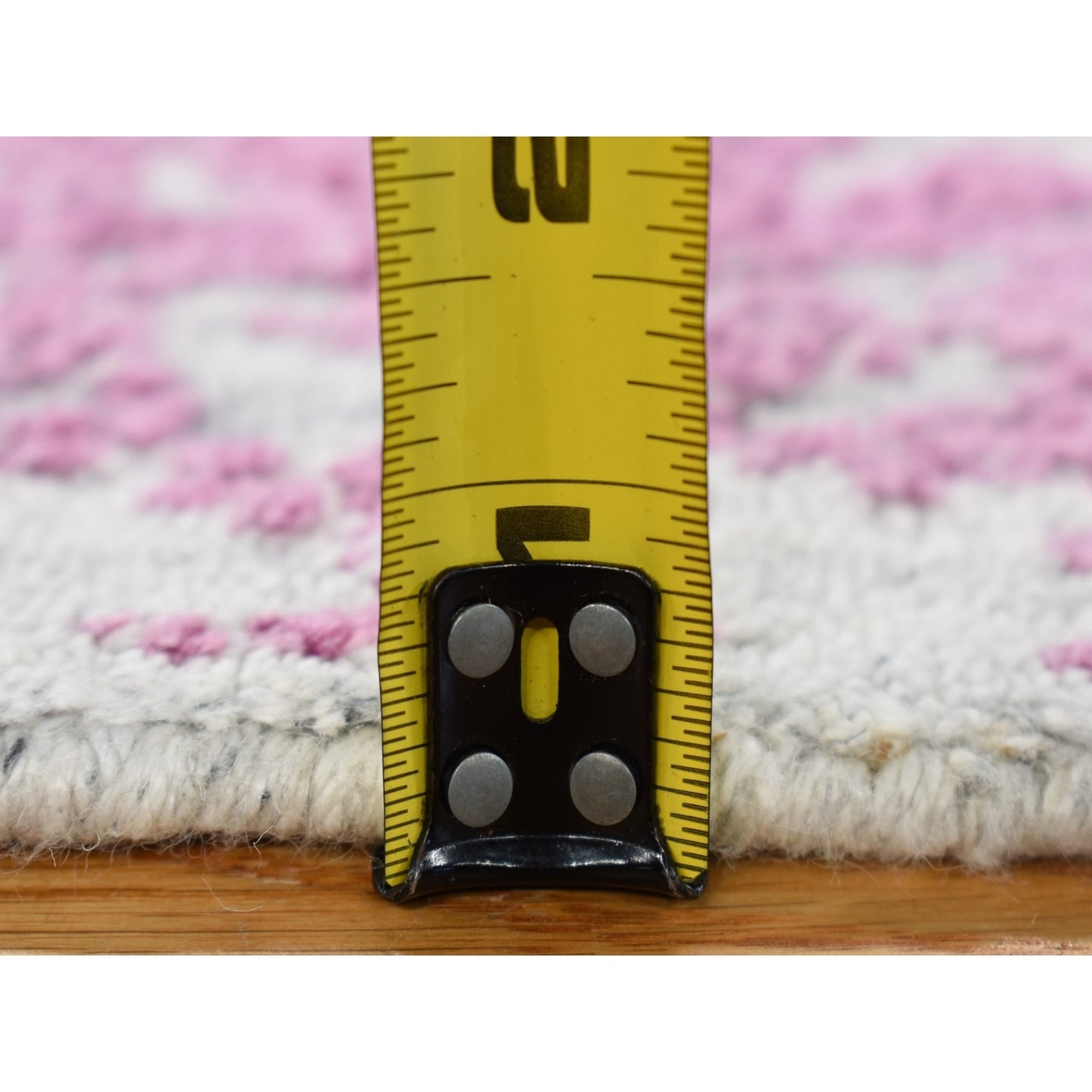 2'X3' Pink Fine Jacquard Hand Loomed Wool And Plant Based Silk Mat Rug