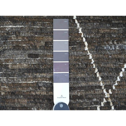 8'X10' Brown Moroccan Weave Geometric Design Hand Knotted Soft Wool Rug