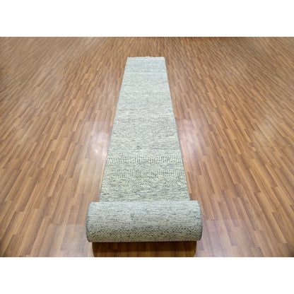 2'5"X26'3" Wales Gray Modern Tone On Tone Grass Design Wool Xl Runner Rug