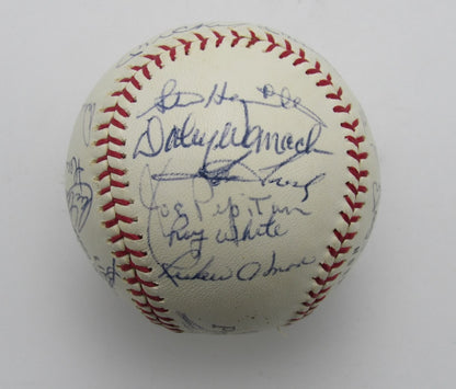 1968 Yankees Team Signed By (21) Pro League Baseball Mickey Mantle 196286