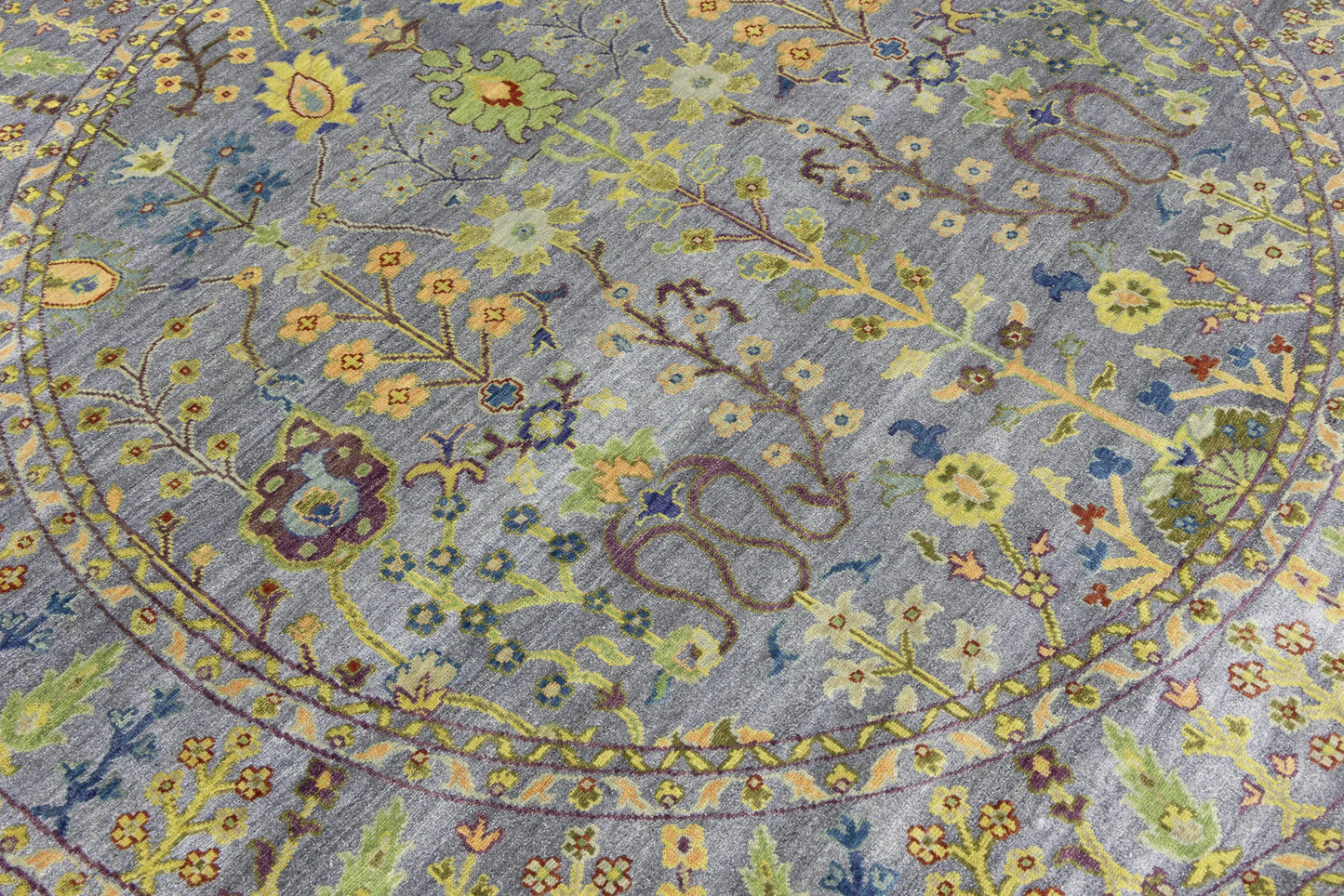 Hand-Knotted Round Oriental Rug Floral Osh Chobi