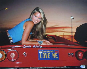 Christie Brinkley Autographed 16X20 Photo