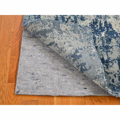 3'1"X5'1" Abstract Design Hi-Low Pile Wool And Pure Silk Hand Knotted Rug