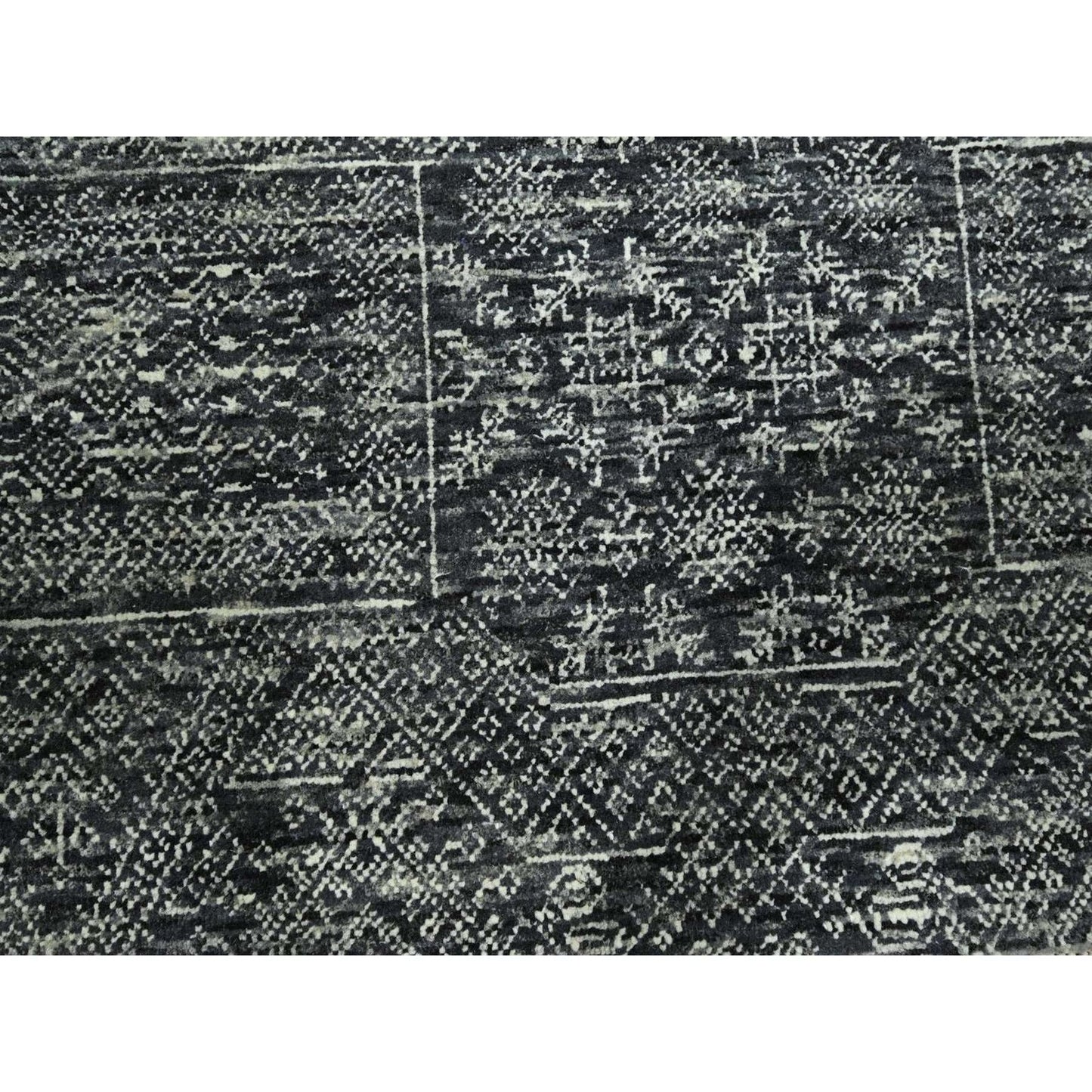 Rug 7'10"x10' Gray Intricate Geometric Design Wool and Silk Hand Knotted