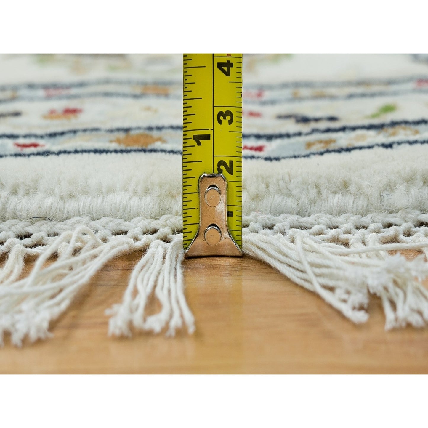 7'10"X7'10" Ivory Wool Hand Knotted Nain Design 250 Kpsi Round Rug