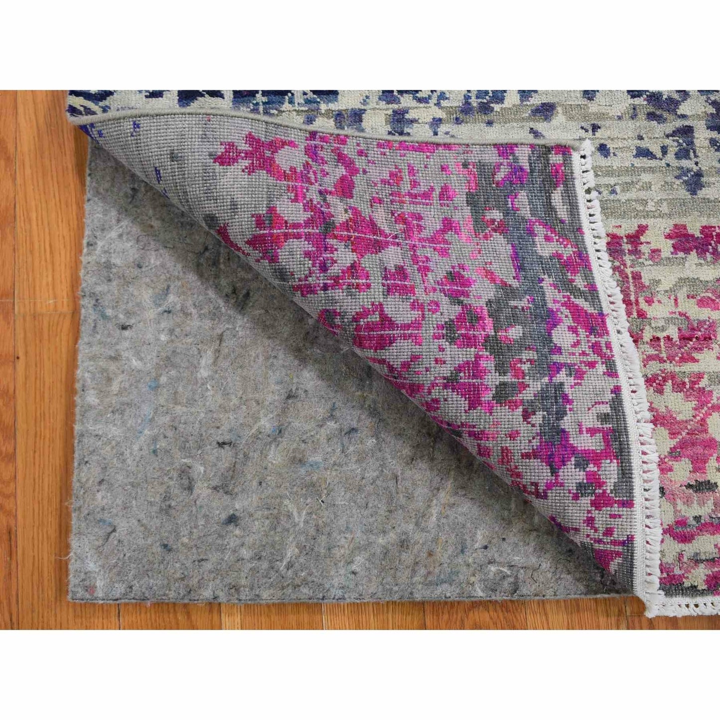 2'X2' Gray Sari Silk With Textured Wool Hand Knotted Oriental Rug