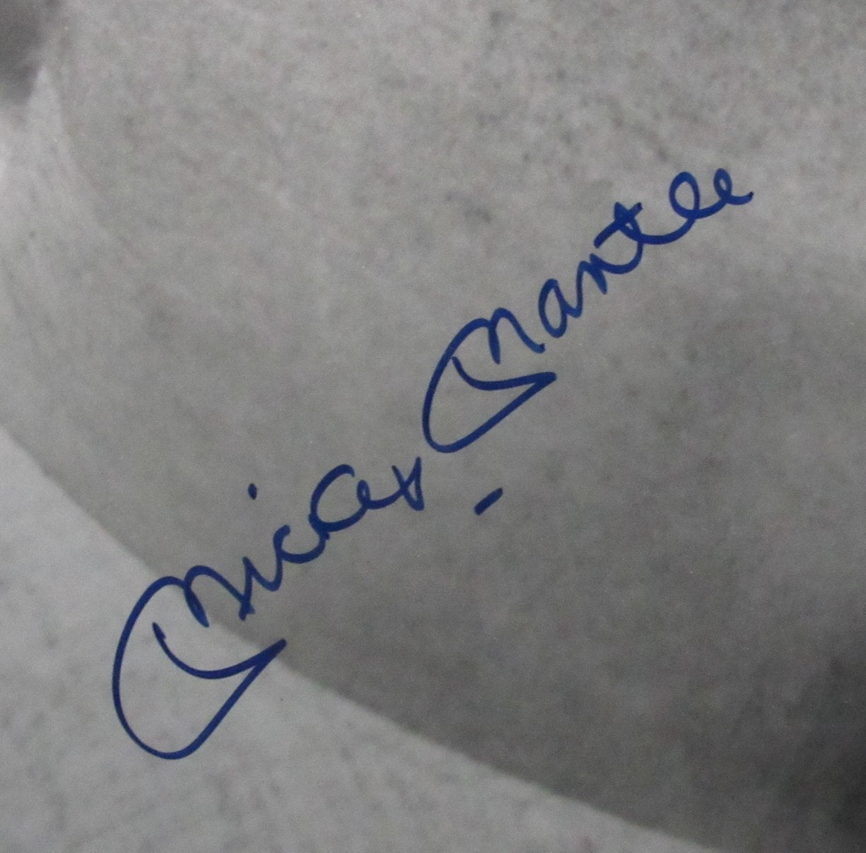 Mickey Mantle Hof Ny Yankees Signed 20X30 Photo Framed Beckett Full Loa 187381