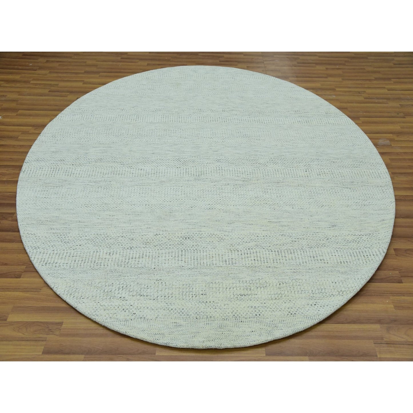8'X8' Earl Gray Hand Knotted 100% Undyed Wool Grass Design Round Rug