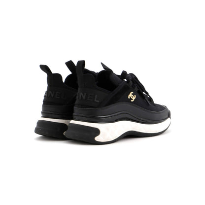 Chanel Women'S Cc Cap Toe Logo Sneakers Mixed Fibers