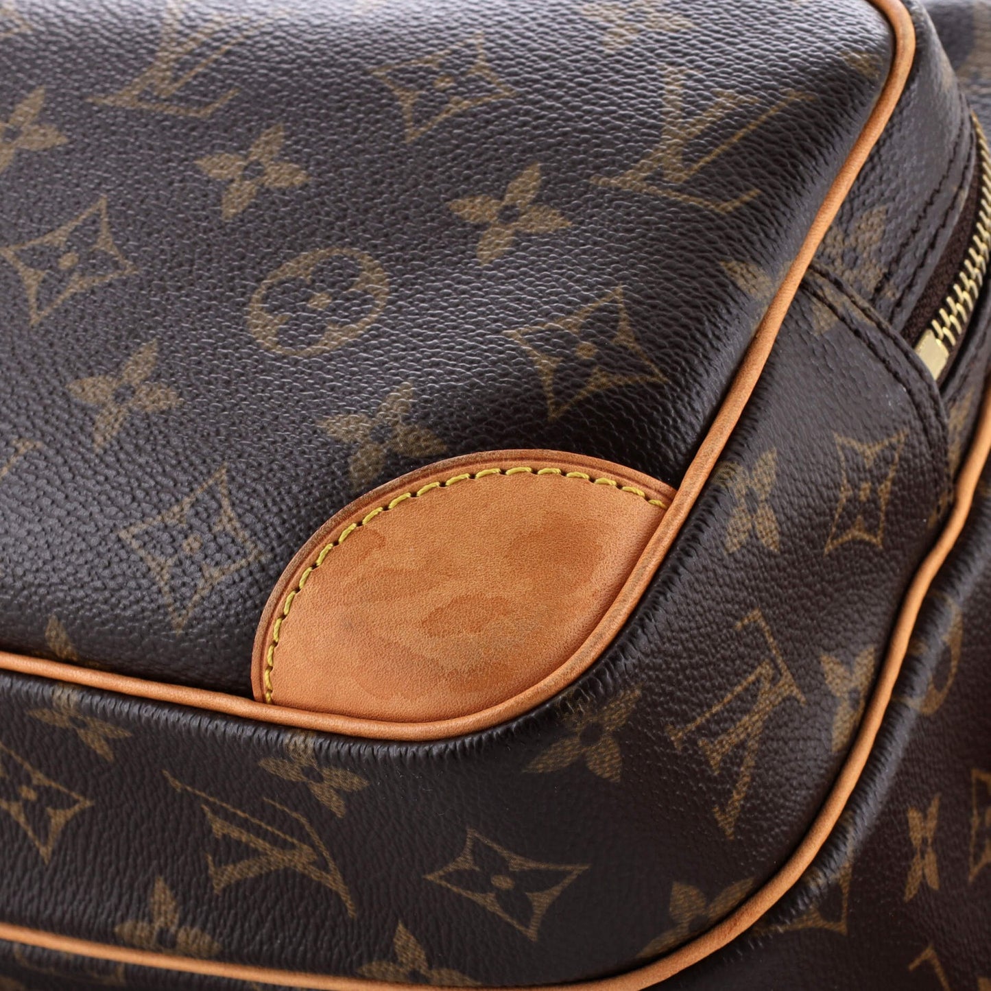 Louis Vuitton Nil Messenger Bag Monogram Canvas 28