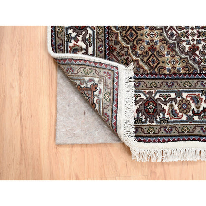 3'8"X6' Wool And Silk Fish Medallion Design Tebraz Mahi Handknotted Rug