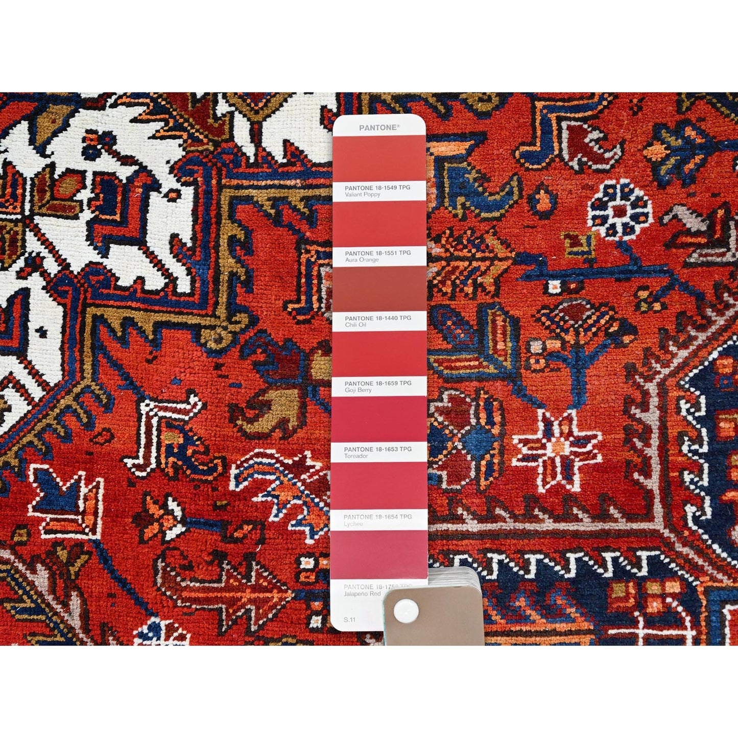 8'5"X10'9" Red Pure Wool Hand Knotted Semi Antique Zoroastrian Heris Rug