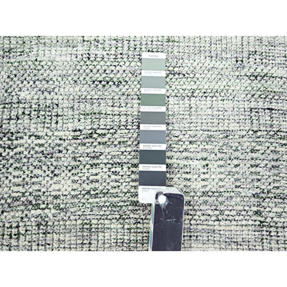 10'2"X10'2" Green & White Grass Design Pure Wool Hand Knotted Square Rug