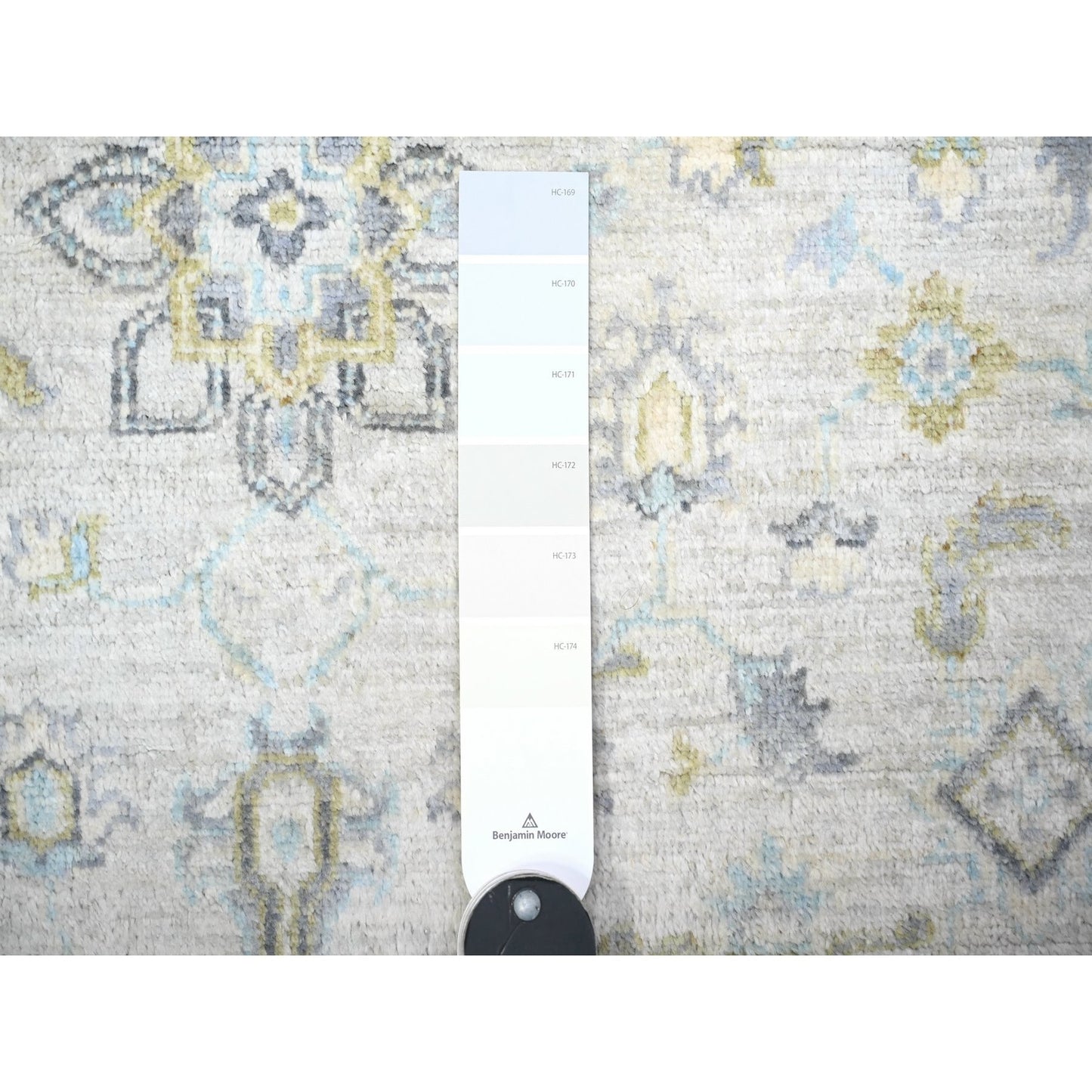 4'X5'9" Chrome Gray White Wash Peshawar With Motifs Wool Hand Knotted Rug