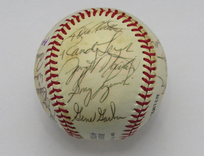 1977 Phillies Team Signed By 19 Onl Baseball