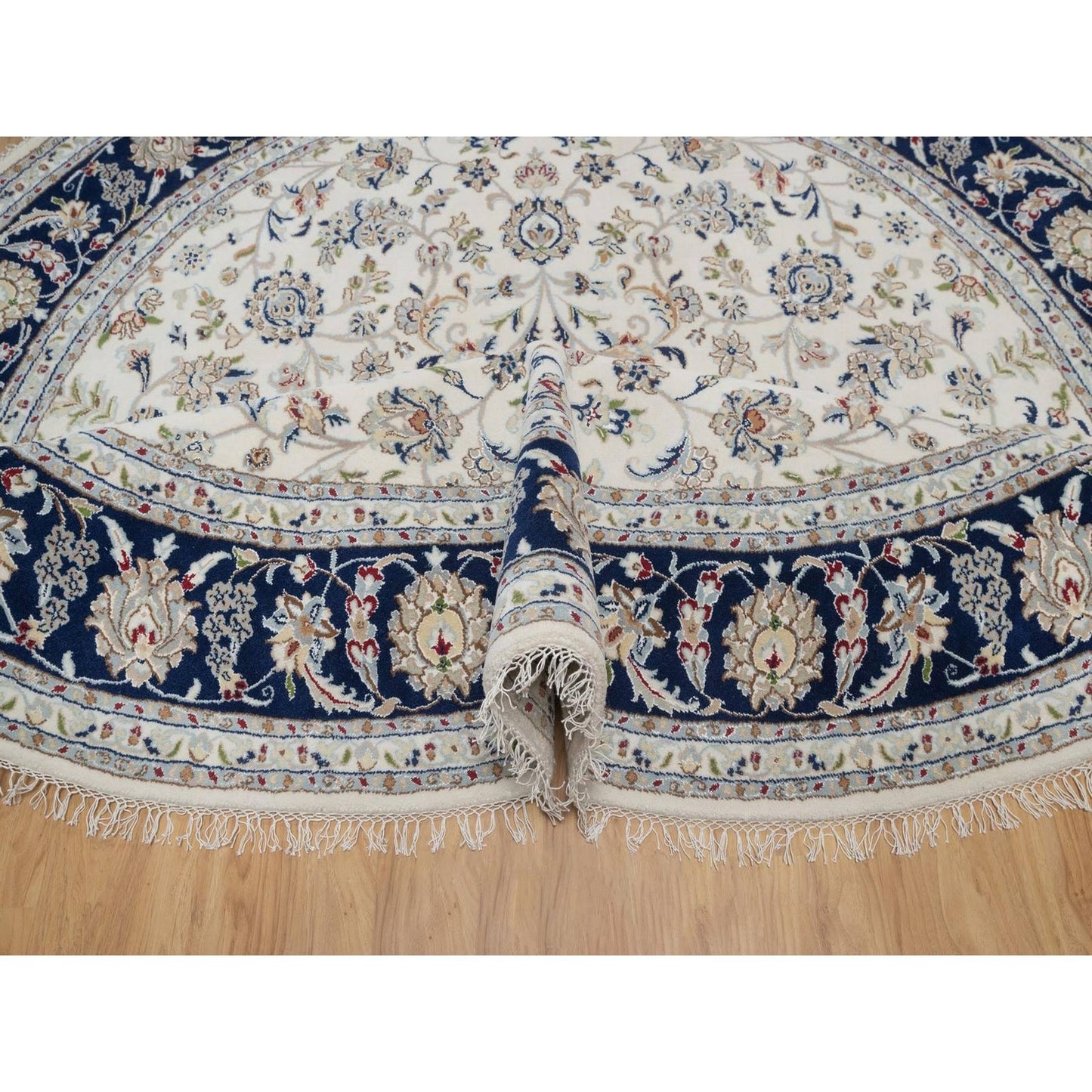 7'9"X7'9" Ivory Wool And Silk Nain Flower Design Hand Knotted Round Rug