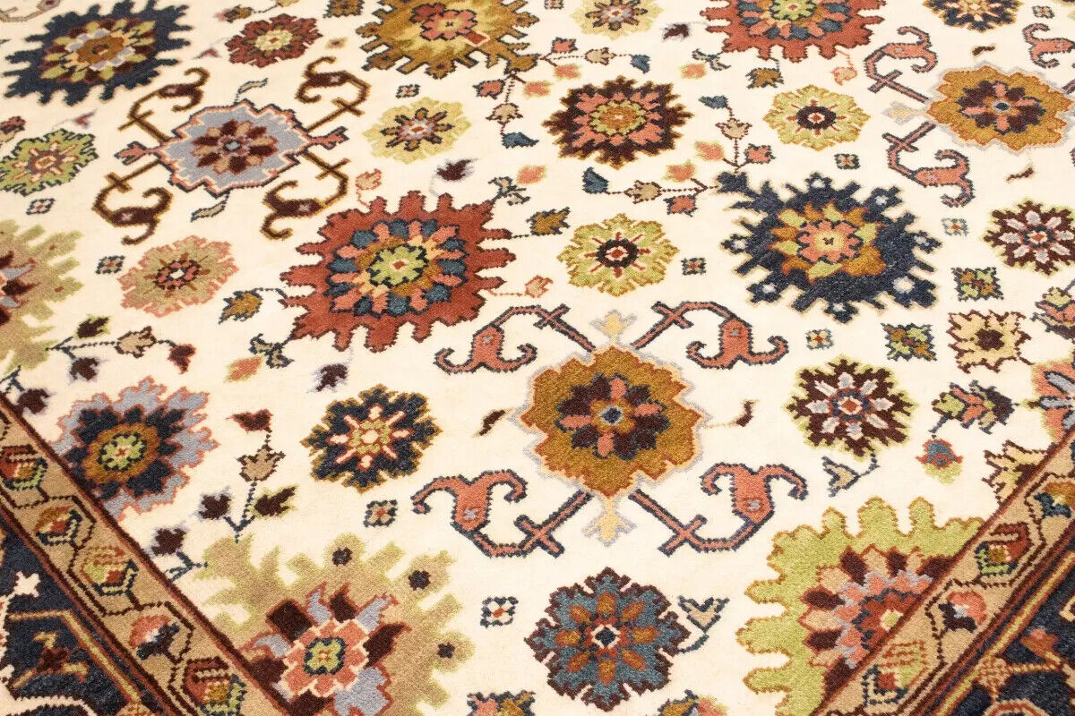 Handmade Vintage Oriental Rug Classic Design