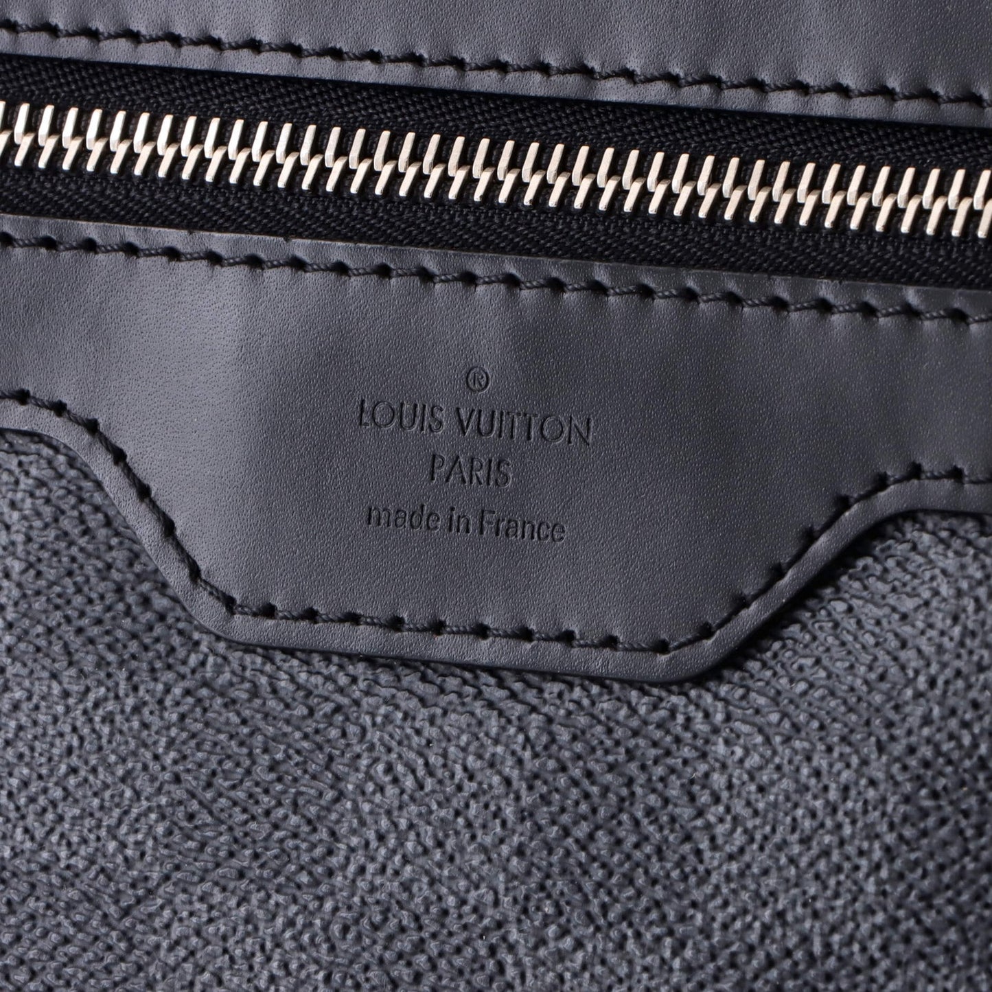 Louis Vuitton Daniel Messenger Bag Damier Graphite Mm