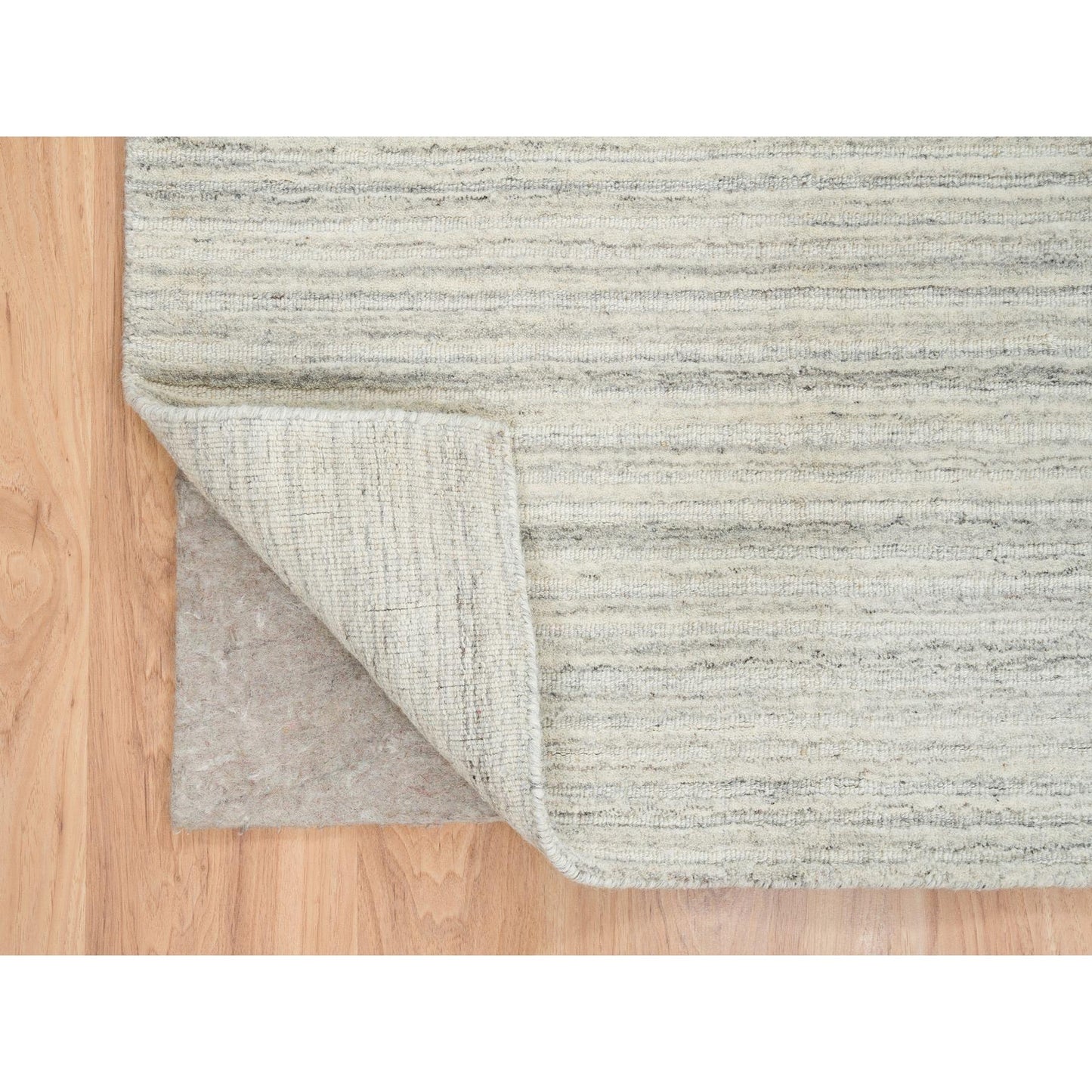 6'1"X9' Ivory Modern Design Hand Loomed Undyed Natural Wool Rug