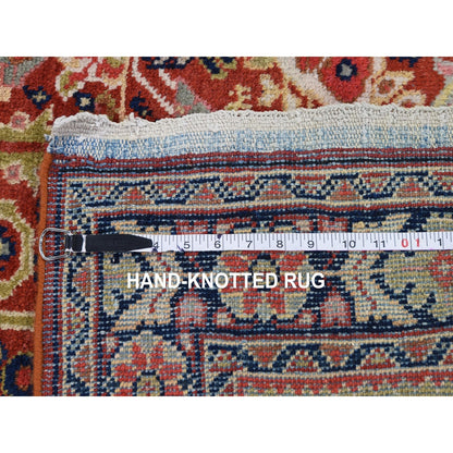 4'1"x6'7" Red Antique Mahal Exc Condition Fine Hand Knotted Oriental Rug