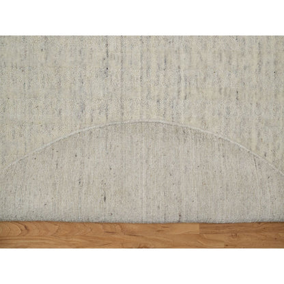 5'X5' Ivory Hand Loomed Rug Salt And Pepper Effect Undyed Pure Wool Round