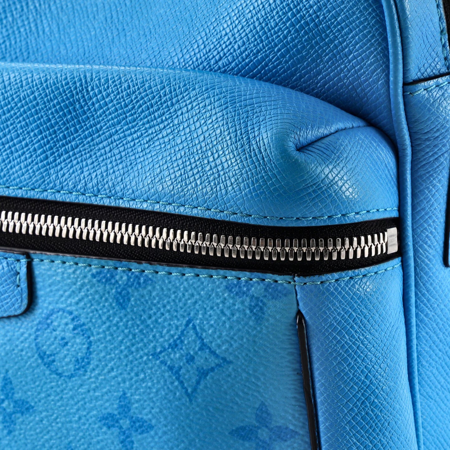 Louis Vuitton Outdoor Messenger Bag Monogram Taigarama