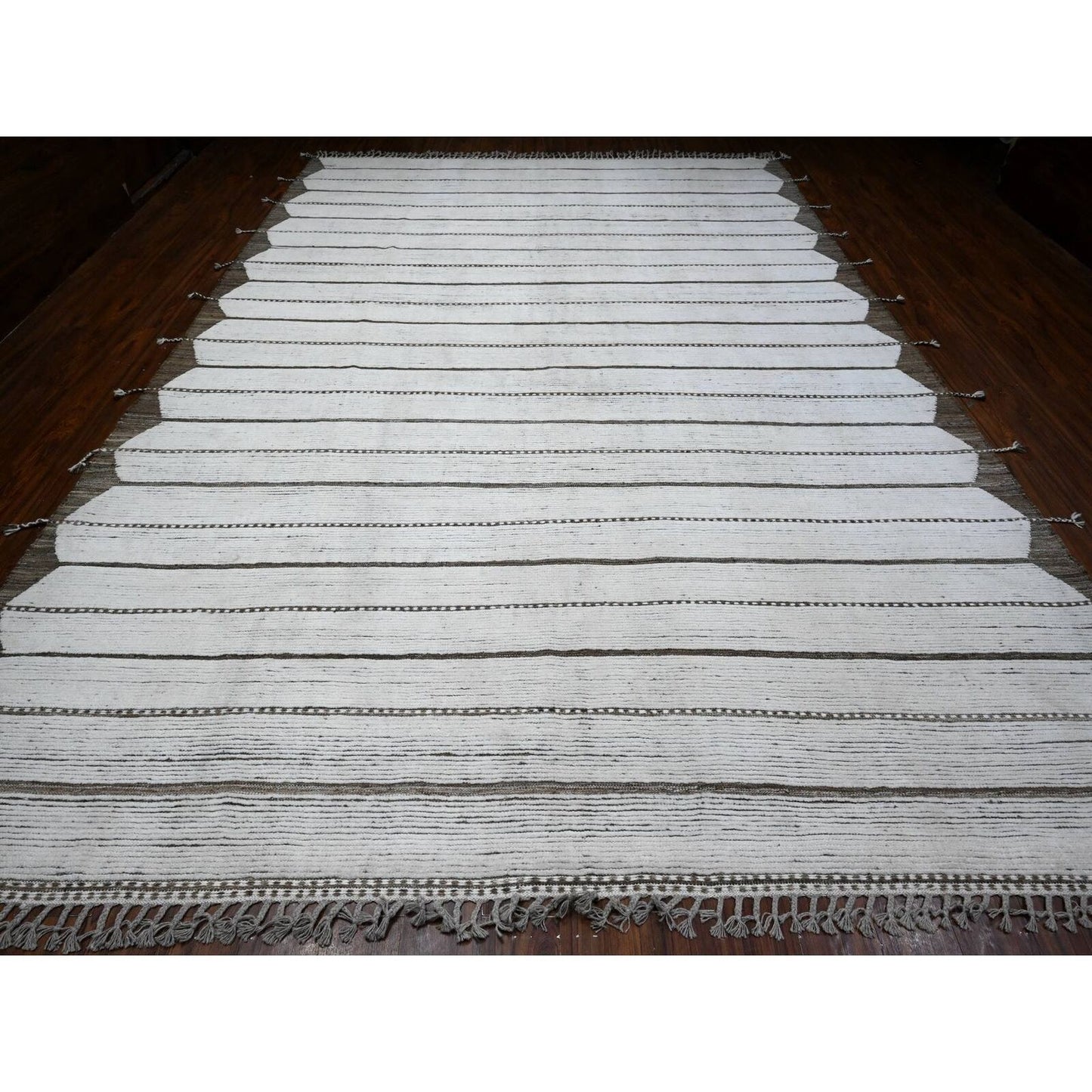 10'X14'5" Daisy White Hand Knotted Horizontal Line Pattern Moroccan Rug