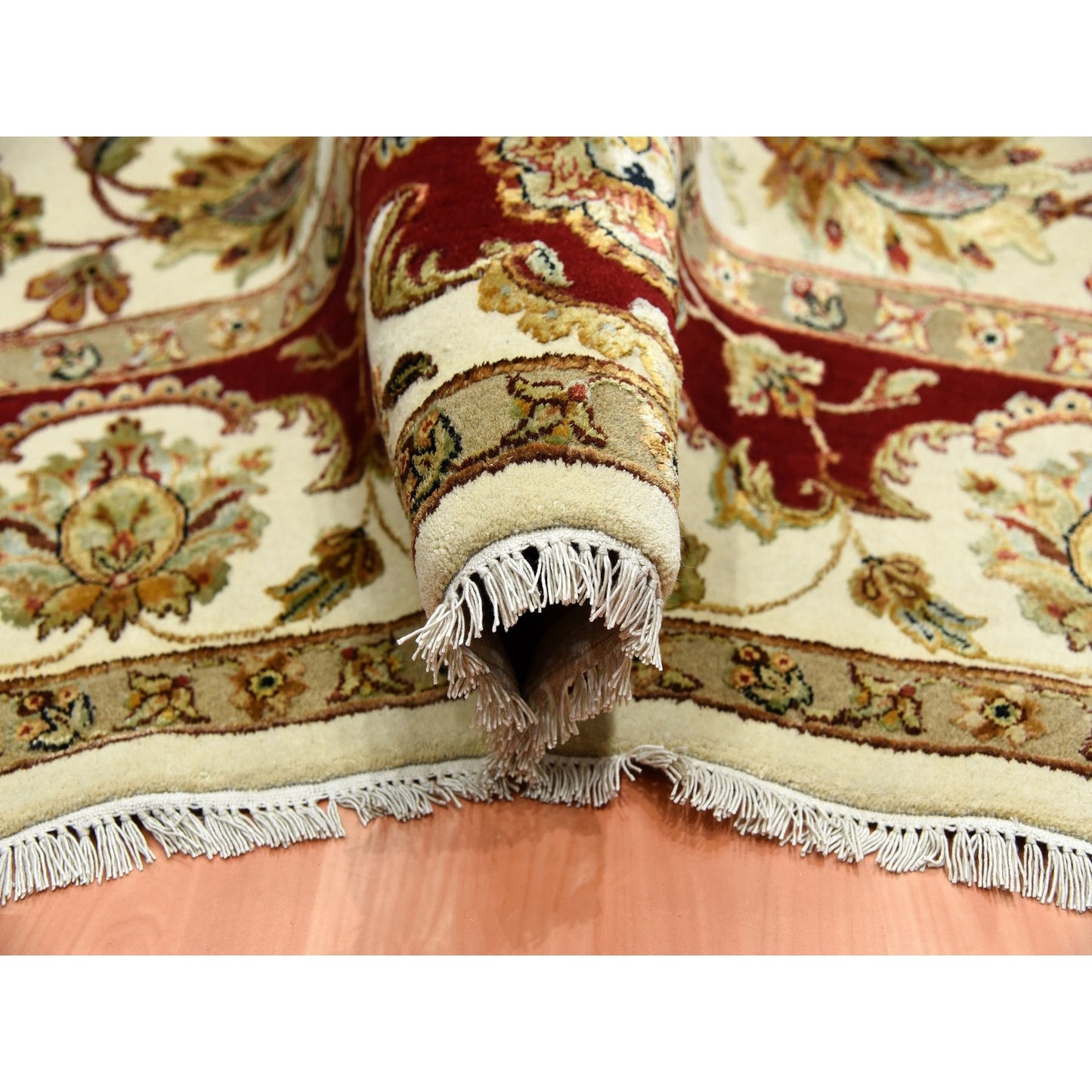 8'1"X10' Ivory Rajasthan Design Wool And Silk Hand Knotted Rug