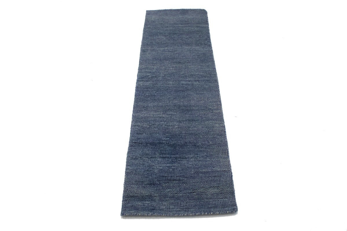 Modern Oriental Narrow Runner Rug Contemporary