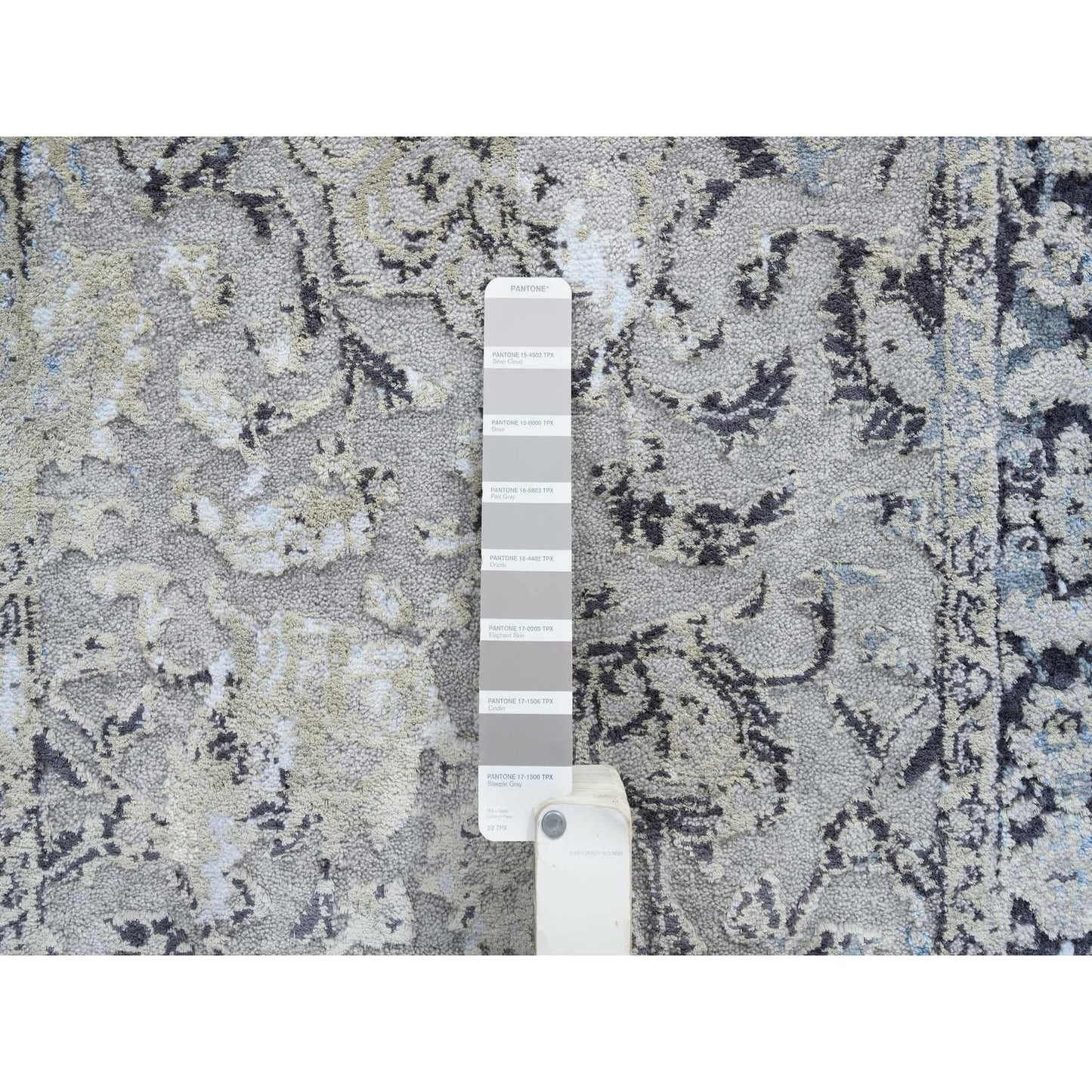 2'6"X6'1" Gray Hand Knotted Broken Kishoon Design Wool/Silk Runner Rug