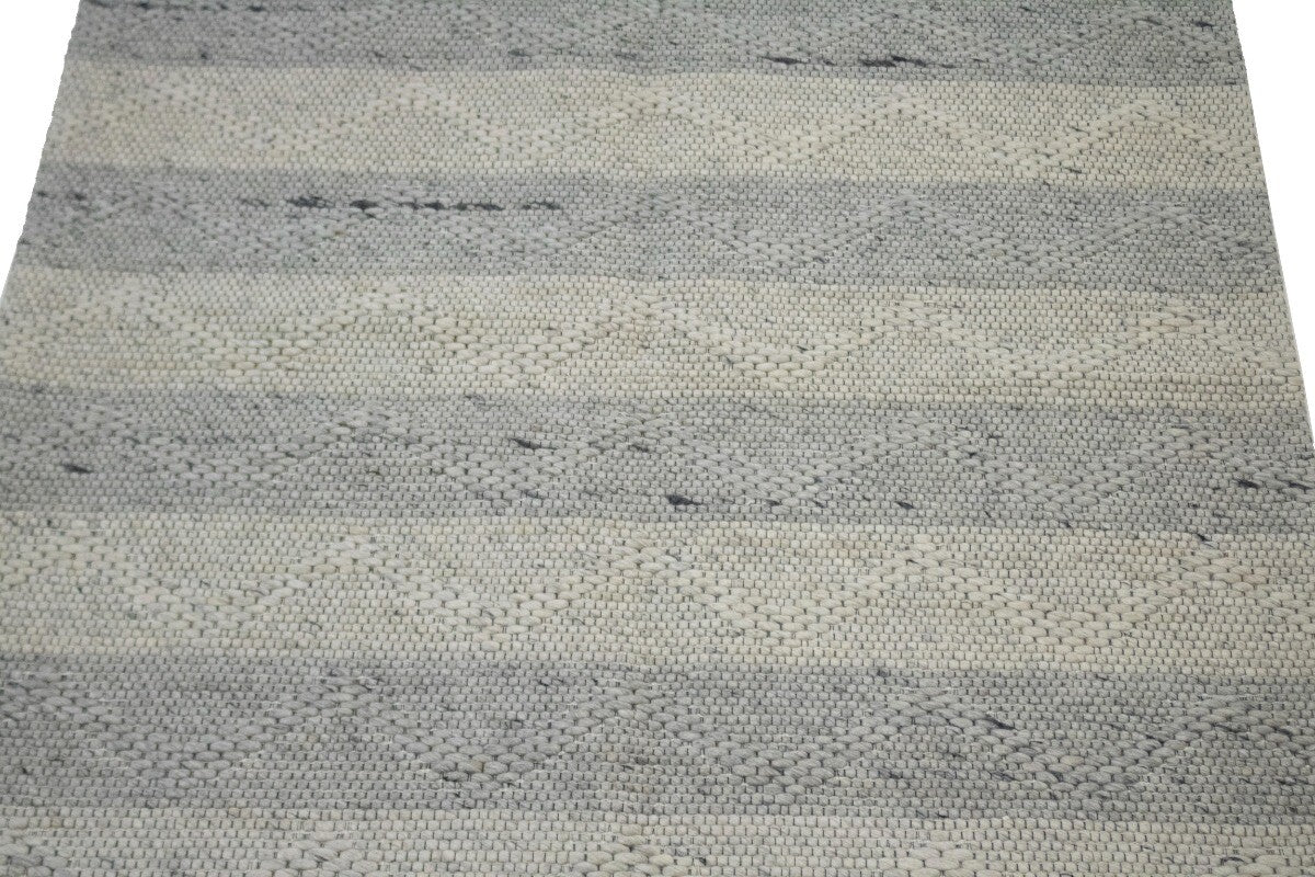 Modern Hand-Tufted Wool Area Rug Zig-Zag Design